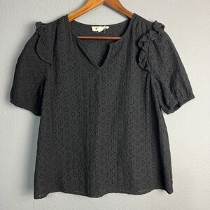 Fashion On Earth Boutqiue Eyelet Peplum Top Ruffle Sleeve V Neck Black‎ Size LG